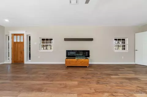 9561 S Trace Rd, Milton, FL 32583 photo 10