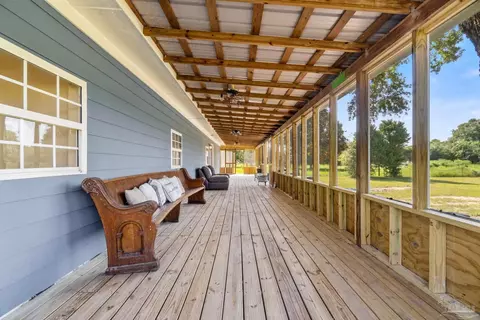9561 S Trace Rd, Milton, FL 32583 photo 4
