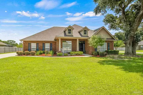 2915 Sundance Ln, Cantonment, FL 32533