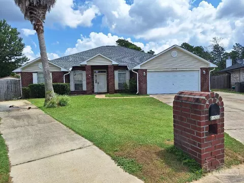 2528 Jibe Dr, Pensacola, FL 32507