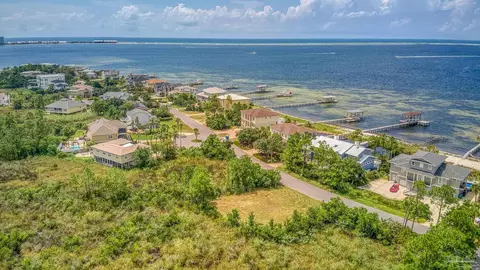 400 402 Deer Point Dr, Gulf Breeze, FL 32561