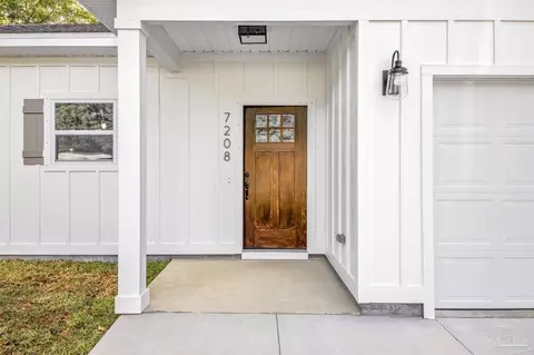5704 Meadow Rd, Milton, FL 32583 photo 3