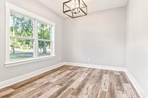 5704 Meadow Rd, Milton, FL 32583 photo 13