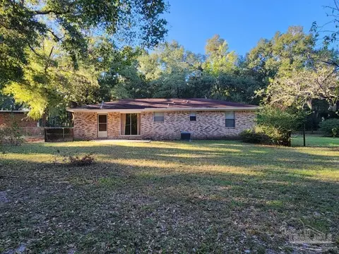 7512 St Joseph St, Milton, FL 32583 photo 5