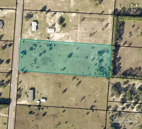 5264 Santa Gertrudas Dr, Milton, FL 32583