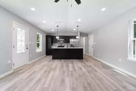 4796 Guernsey Rd, Pace, FL 32571 photo 9