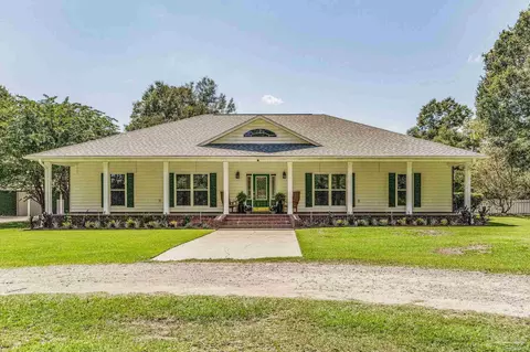 7053 Ryan Ln, Milton, FL 32570 photo 2