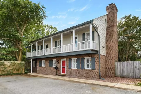 105 Calle De Santiago, Pensacola, FL 32502
