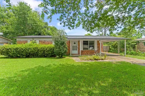 906 Colbert Ave, Pensacola, FL 32507