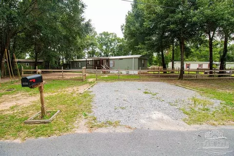 5225 Chestnut, Pace, FL 32571 photo 2