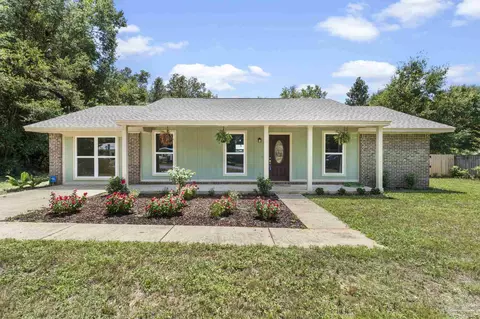6463 Kennington Cir, Milton, FL 32570