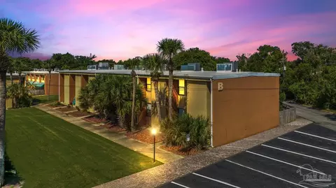 201 Pensacola Beach Rd #B21, Gulf Breeze, FL 32561
