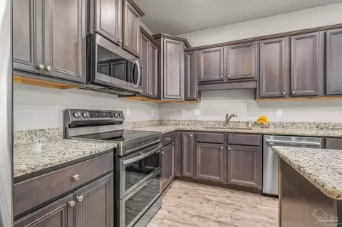 3626 Hawks Landing Cir, Pace, FL 32571 photo 11