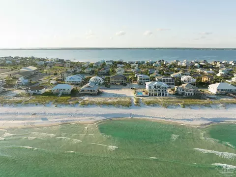 1006 Ariola Dr, Pensacola Beach, FL 32561