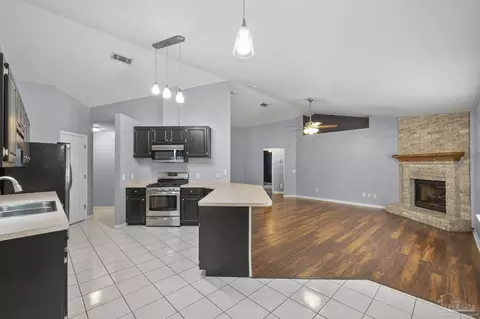 302 Seattle Slew Ct, Crestview, FL 32539 photo 11