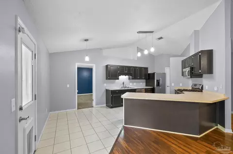 302 Seattle Slew Ct, Crestview, FL 32539 photo 10