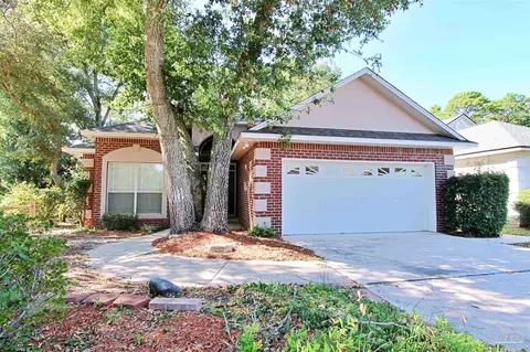 9800 Rail Cir, Pensacola, FL 32507