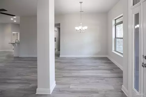 5698 Old Stone Blvd, Milton, FL 32570 photo 9