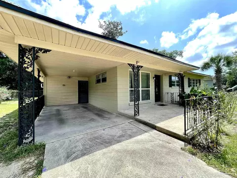 35 Nottingham Way, Pensacola, FL 32506