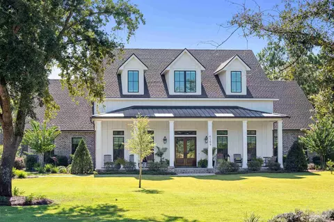4189 Soundside Dr, Gulf Breeze, FL 32563