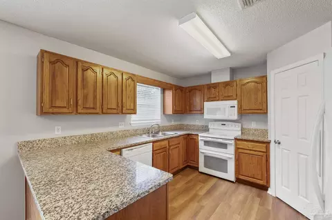5350 Stafford Cir, Pace, FL 32571 photo 15