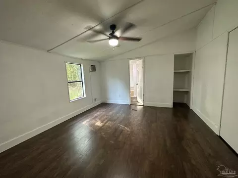 4342 Lindsey Ln, Pace, FL 32571 photo 10