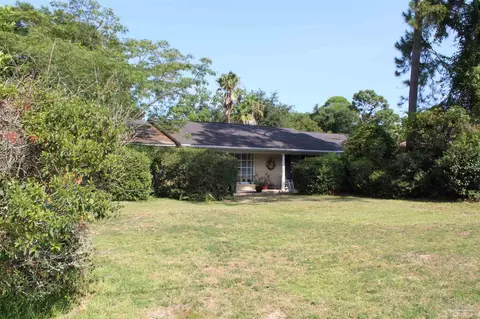 1218 Ramblewood Dr, Gulf Breeze, FL 32563