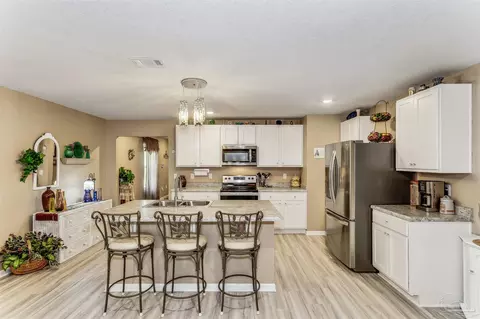 5309 Peach Dr, Pace, FL 32571 photo 9