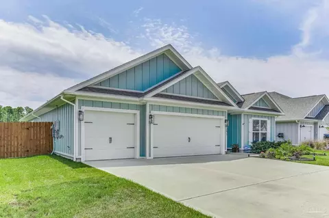 6291 Jenks Dr, Gulf Breeze, FL 32563