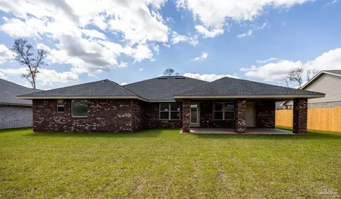 Exterior - 5704 Old Stone Blvd, Milton, FL 32570 photo 3 of 5