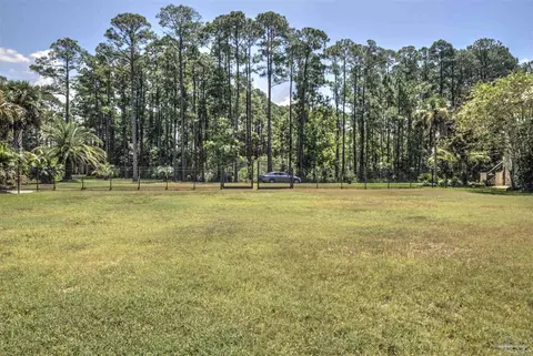 4548 Bayside Dr, Milton, FL 32583 photo 2