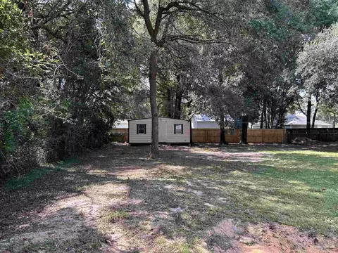 8935 Tara Cir, Milton, FL 32583 photo 17