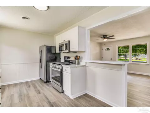 4551 Sunrise Dr, Pace, FL 32571 photo 4