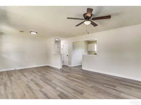 4551 Sunrise Dr, Pace, FL 32571 photo 9
