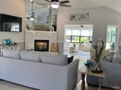 3659 Sawmill Cir, Pace, FL 32571 photo 13