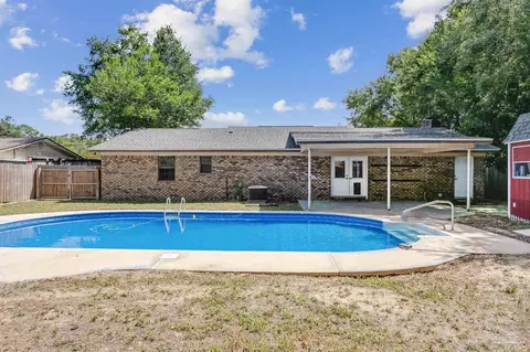 7190 Princess Ln, Pensacola, FL 32526