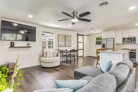 4605 Christy Dr, Pensacola, FL 32504