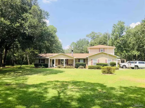 6242 Foxglove Rd, Milton, FL 32570