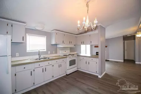 8653 Bailly Rd, Milton, FL 32583 photo 10