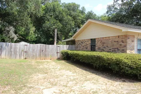 4736 Pecanwood Pl, Pace, FL 32571 photo 4