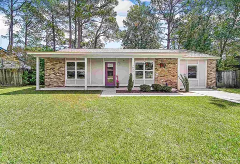 7827 Montego Dr, Pensacola, FL 32506