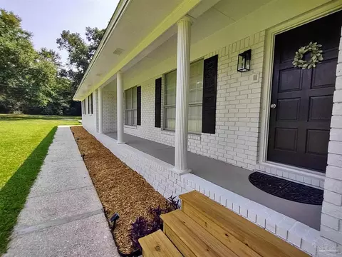 2307 Handy Rd, Cantonment, FL 32533 photo 2