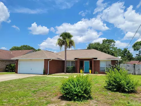 8556 Corbin Ct, Navarre, FL 32566