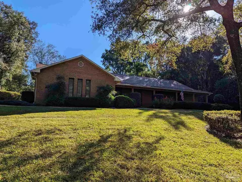 4040 Calico Dr, Cantonment, FL 32533