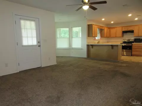 4379 Carlton Dr, Pace, FL 32571 photo 9
