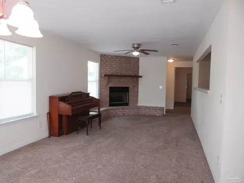 4379 Carlton Dr, Pace, FL 32571 photo 3