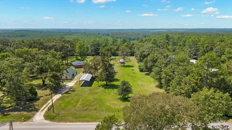 9977 Pilgrim Trl, Molino, FL 32577