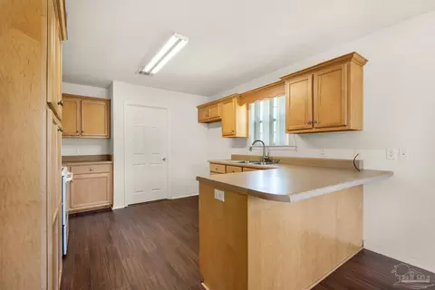 4886 Tealwood Dr, Pace, FL 32571 photo 9