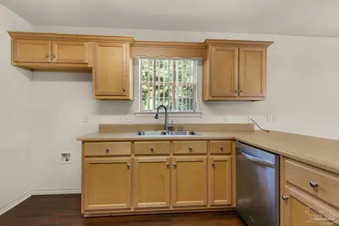 4886 Tealwood Dr, Pace, FL 32571 photo 11