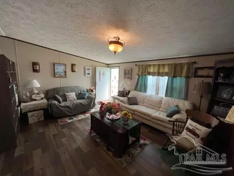 6143 Sharp Ln, Jay, FL 32565 photo 2